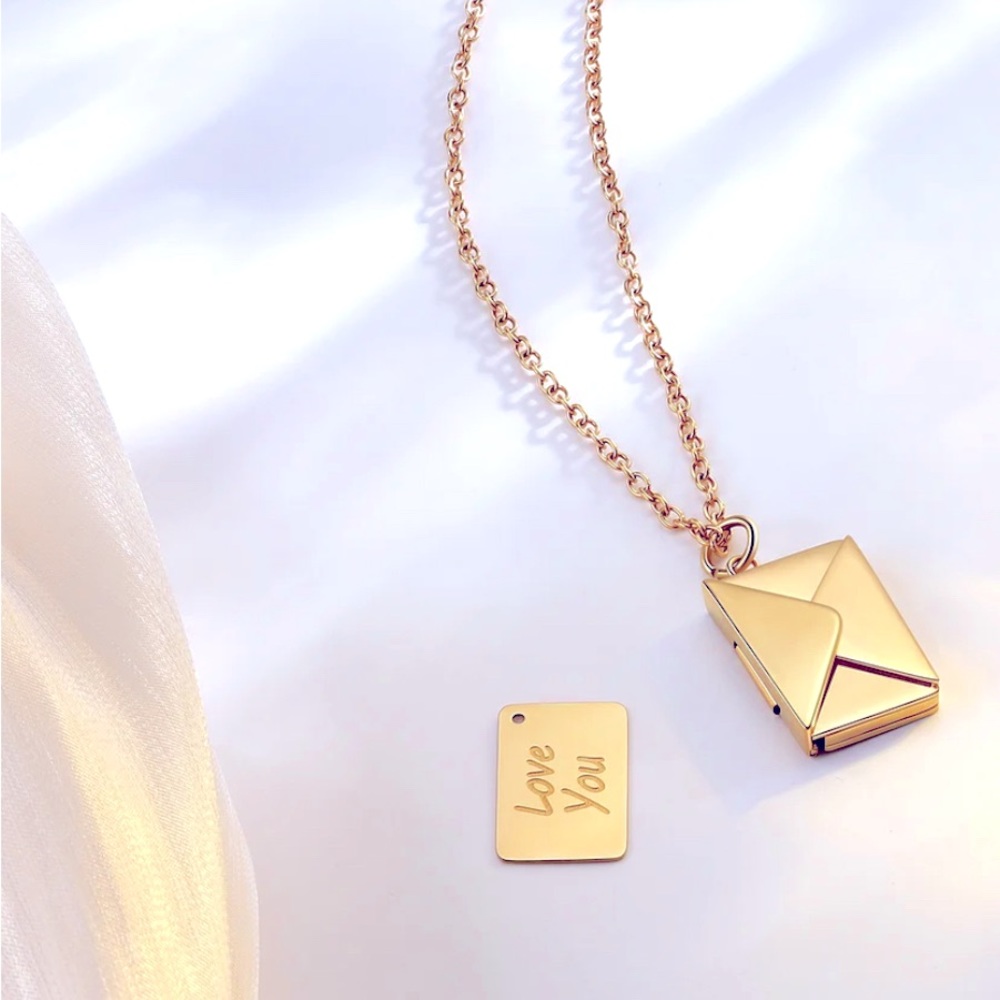 Personalized Envelope Locket Necklace Engrave Secret Love Letter Necklace